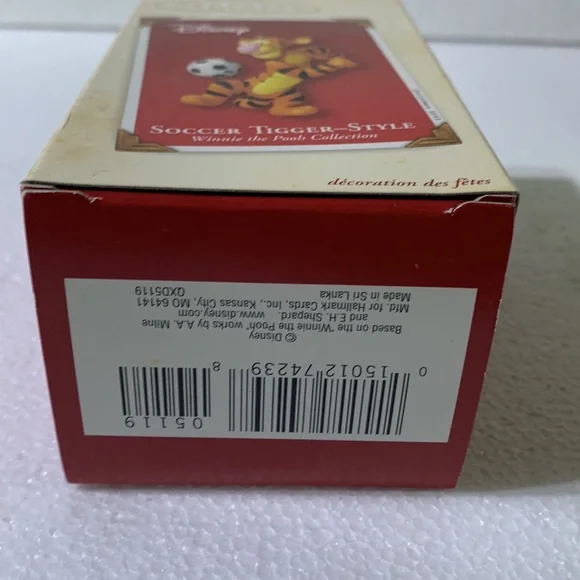 Hallmark Tigger 03 Soccer Ornament - Picture 6 of 8